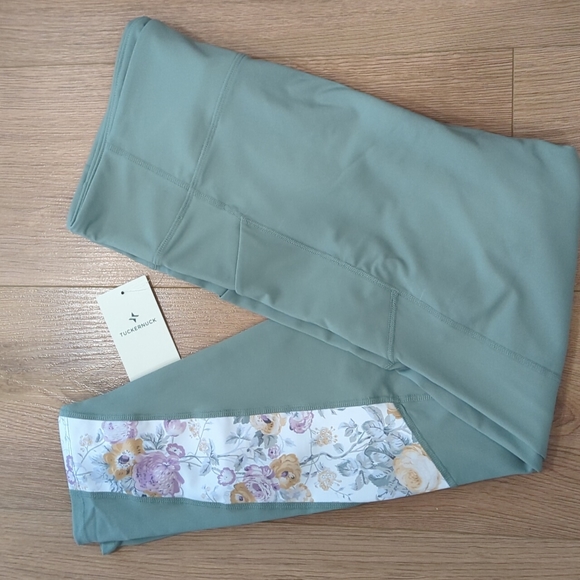 Tuckernuck Pants & Jumpsuits Tuckernuck Meadow Leggings Poshmark
